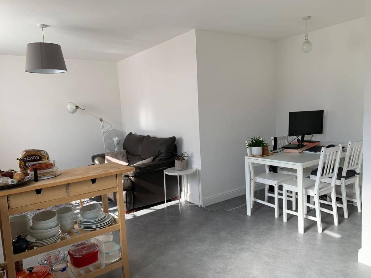 Bright, Chilled Ensuite Db Room In A Shared Flat! London Kültér fotó